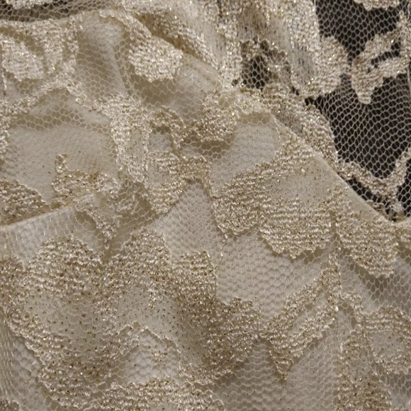 B. Darlin Beige Lace Bodycon Dress - Picture 1 of 4